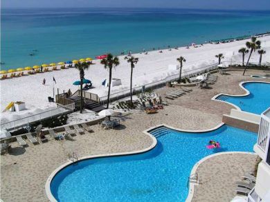 Beachfront Three Bedrooms Condo in Destin